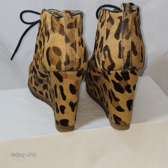 SHOEMINT WEDGE ANKLE BOOTIE PONY HAIR ROUND TOE  LACE UP JOLLY  HEEL 4" SIZE 6.5 - Picture 4 of 13